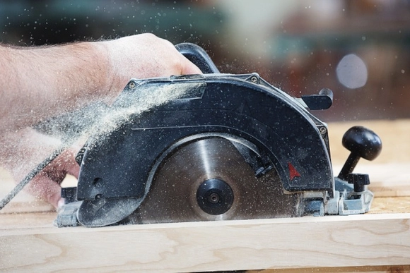 Elektrowerkzeug Säge